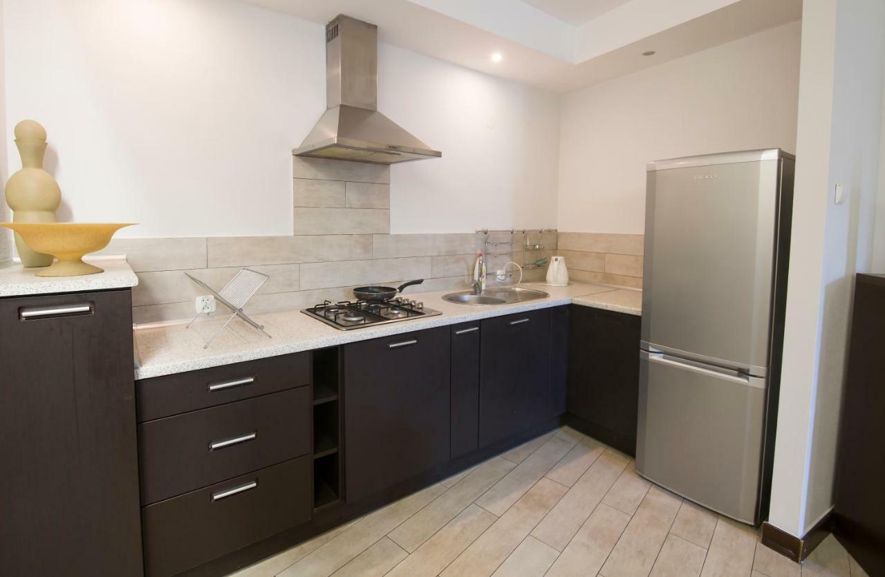 Apartamenty Na Warszawskiej Sieradz Exteriör bild