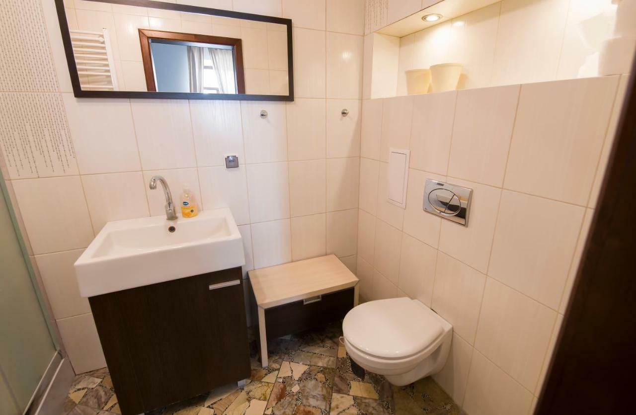 Apartamenty Na Warszawskiej Sieradz Exteriör bild